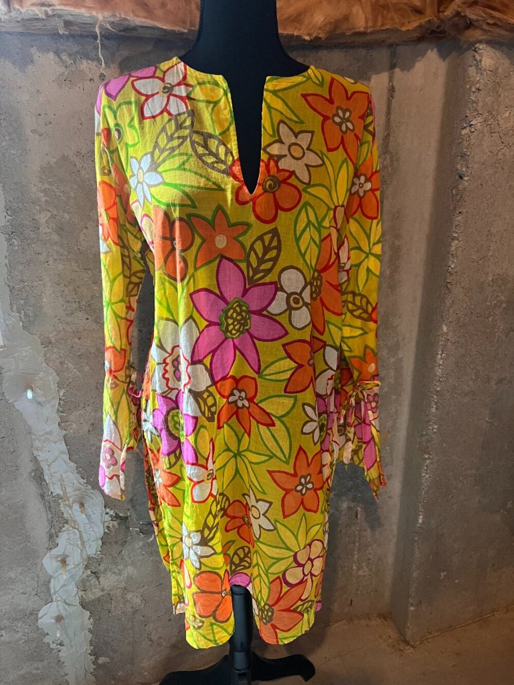 Retro Mod Floral Long-Sleeve Beach Cover-Up